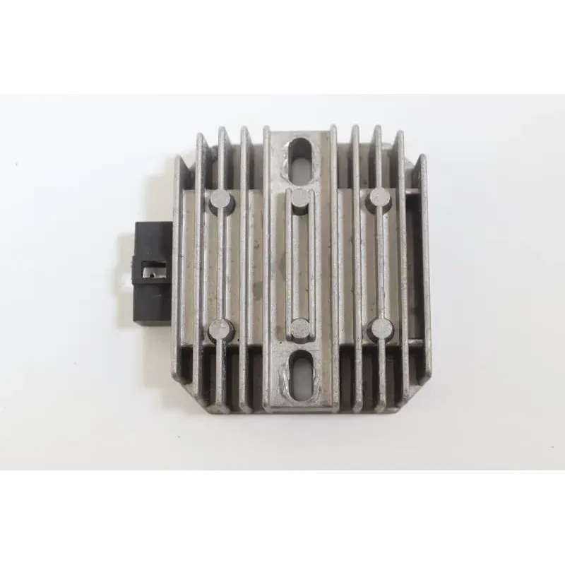 Regulateur charge batterie YAMAHA YZF 1000 R1 1998 - 1999