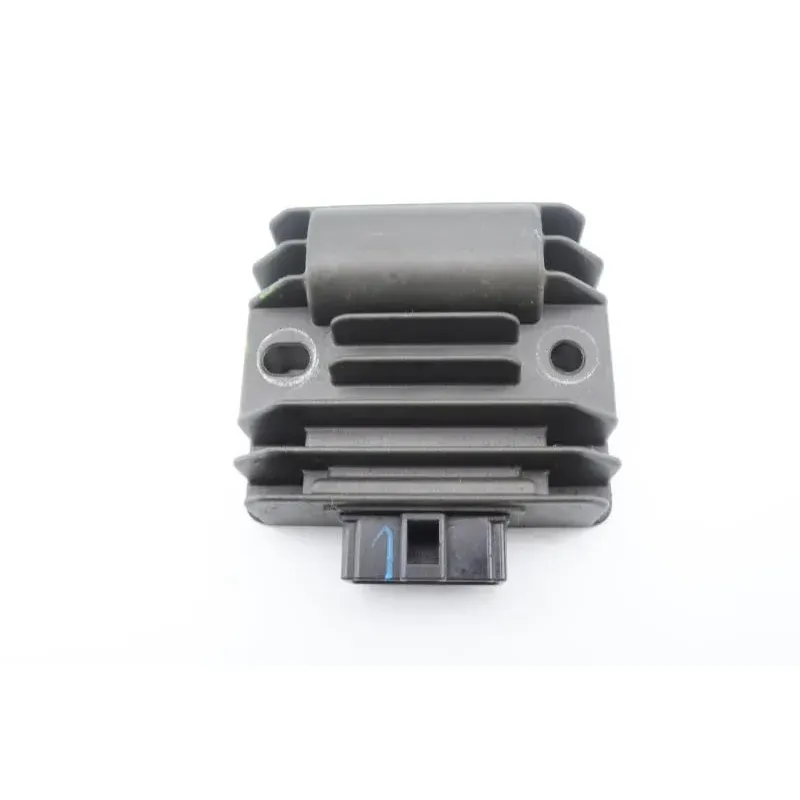 Regulateur charge batterie YAMAHA YZF 125 R ABS 2019 - 2022