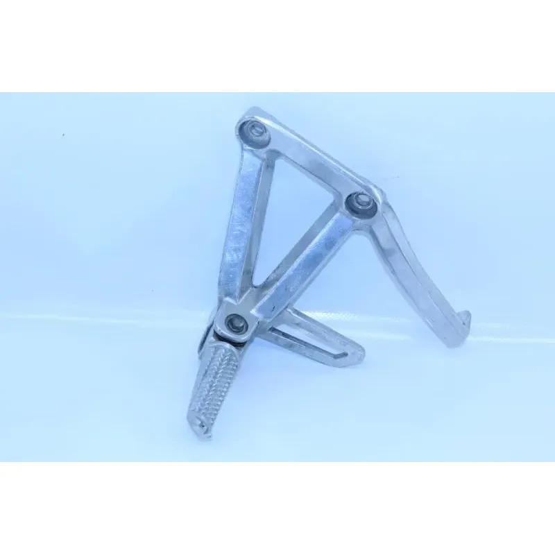 Platine arriere gauche YAMAHA FZS 600 FAZER 1998 - 2001