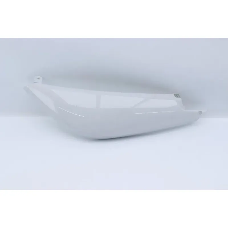 Coque arriere gauche BMW F 800 GT 2011 - 2016