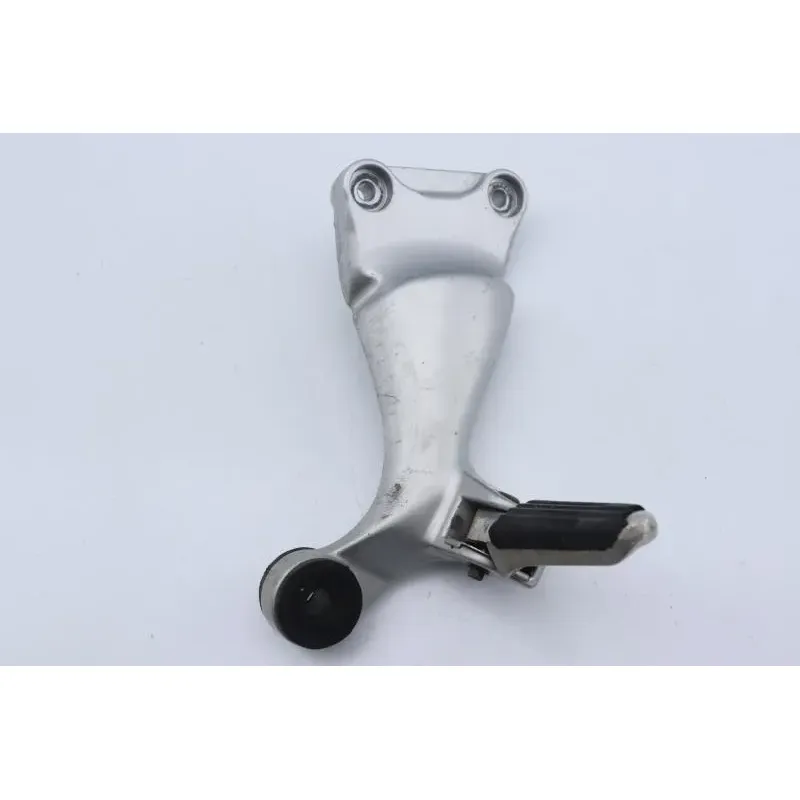 Platine arriere droite SUZUKI GSXR 1300 HAYABUSA 1999 - 2007