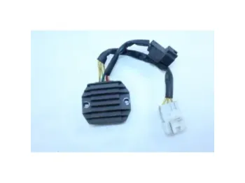 Regulateur charge batterie PIAGGIO VESPA LX 125 2010 - 2014