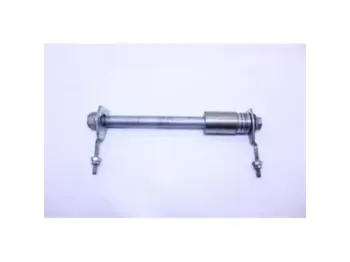 Axe de roue arriere HONDA CG 125 2004 - 2006