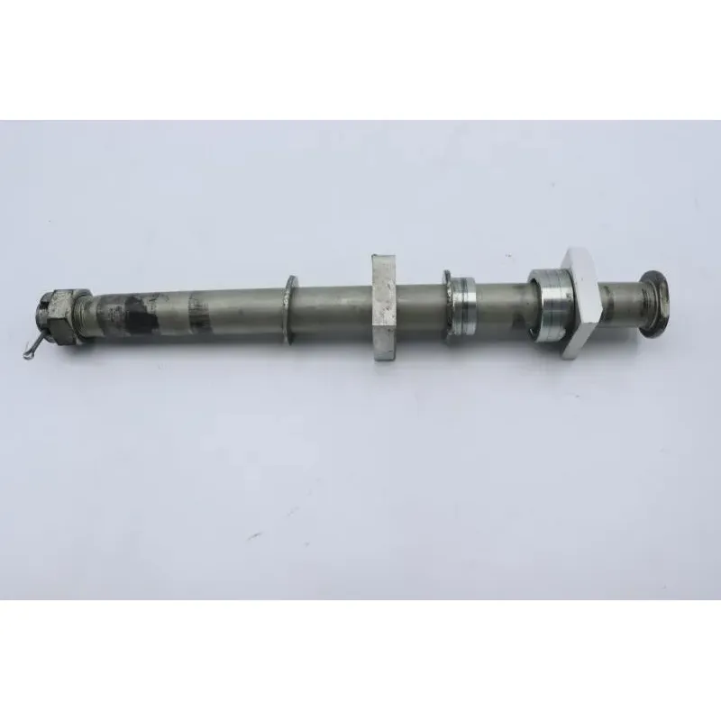 Axe de roue arriere KAWASAKI Z 1000 2003 - 2006