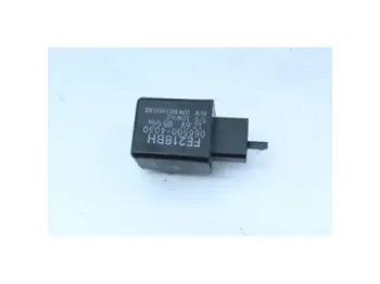 Centrale clignotant TRIUMPH STREET TRIPLE 675 2007 - 2011