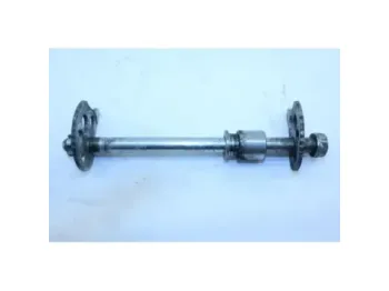Axe de roue arriere YAMAHA SR 125 1982 - 2003