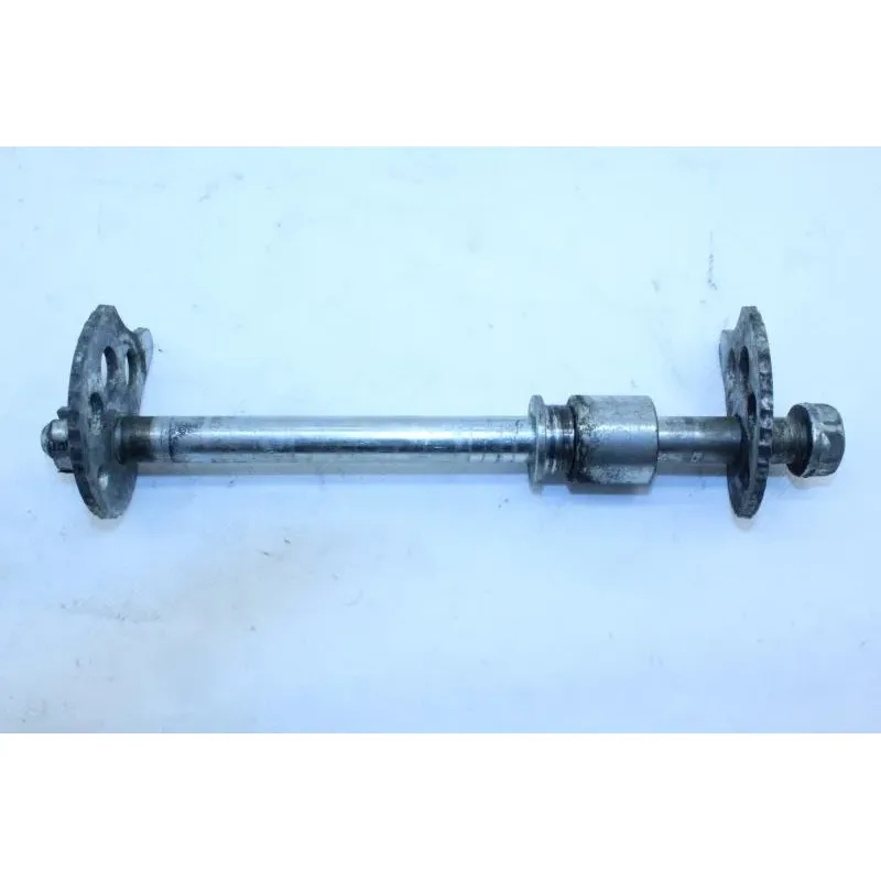 Axe de roue arriere YAMAHA SR 125 1982 - 2003