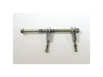 Axe de roue arriere YAMAHA YBR 125 2005 - 2006