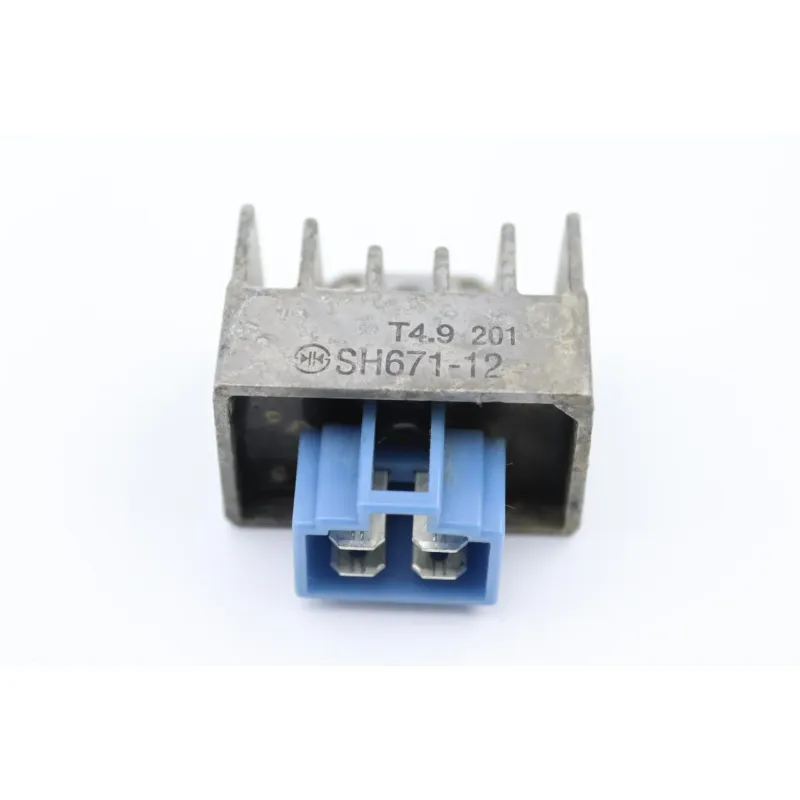 Regulateur charge batterie YAMAHA XT 125 R 2005 - 2006