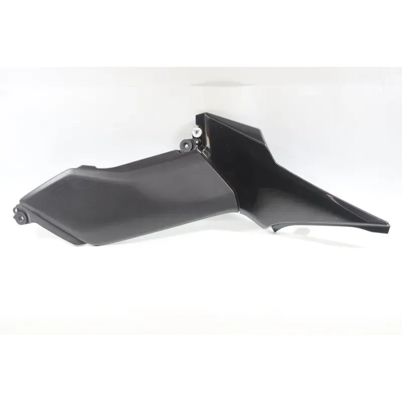 Cache carenage sous selle droit KAWASAKI Z 900 2020 - 2021