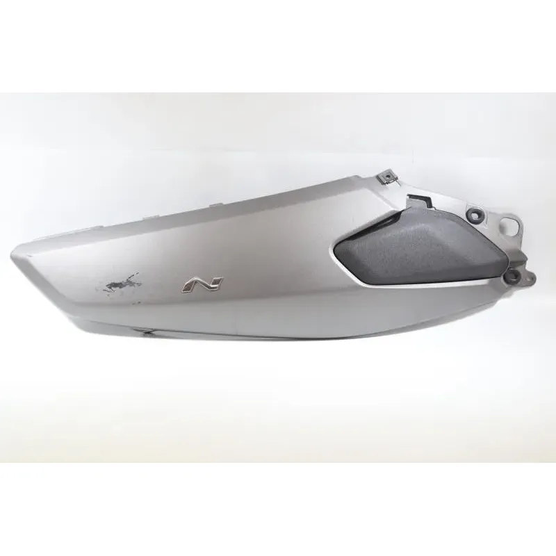 Carenage arriere gauche YAMAHA GPD 125 NMAX ABS 2017 - 2020