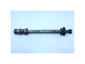 Axe de roue arriere SUZUKI GSX 750 1983 - 1987