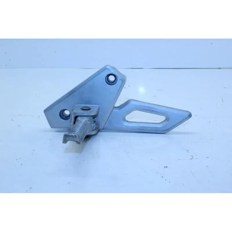 Platine et repose pieds arriere droit PEUGEOT SPEEDFIGHT III 50 2009 - 2015