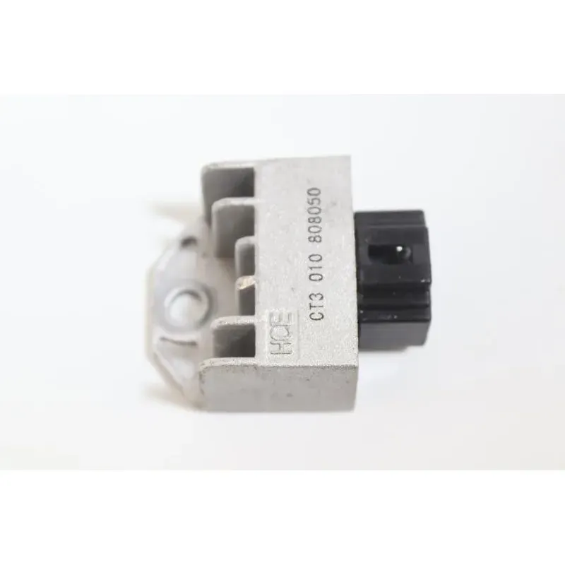 Regulateur charge batterie SYM FIDDLE II 50 2008 - 2010