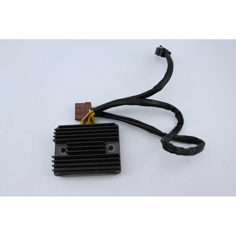 Regulateur charge batterie PIAGGIO MP3 500 LT SPORT 2011 - 2013