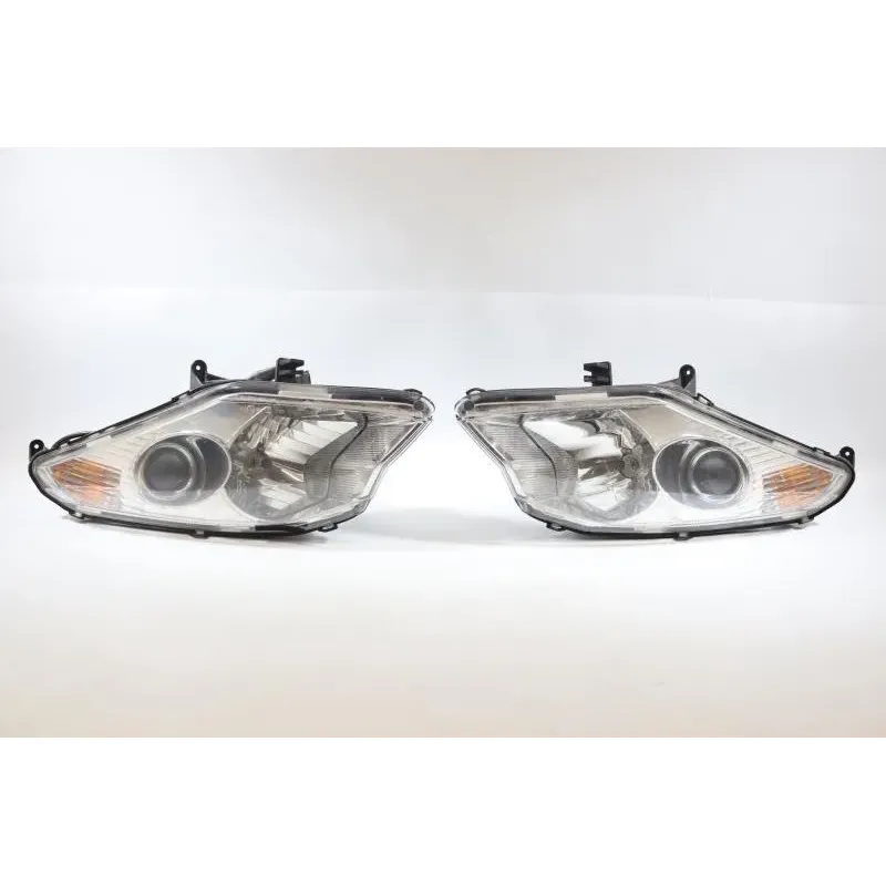 Optique (feux)(phare) PEUGEOT SATELIS 125 2007 - 2011
