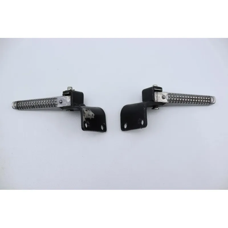 Repose pieds arriere droit PIAGGIO NRG POWER 50 2004 - 2017