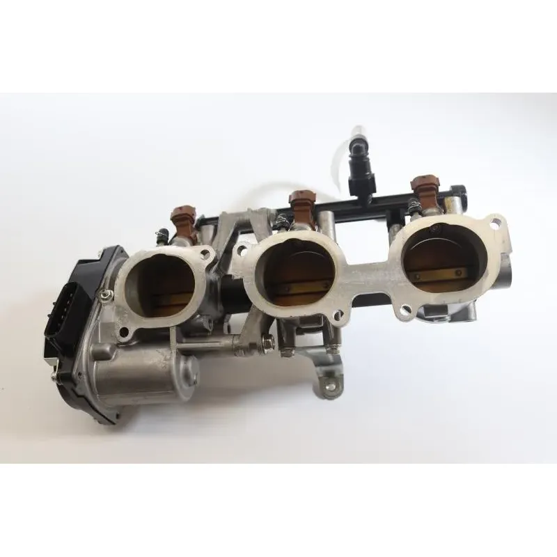 Rampe d'injection MV AGUSTA BRUTALE 800 2013 - 2015