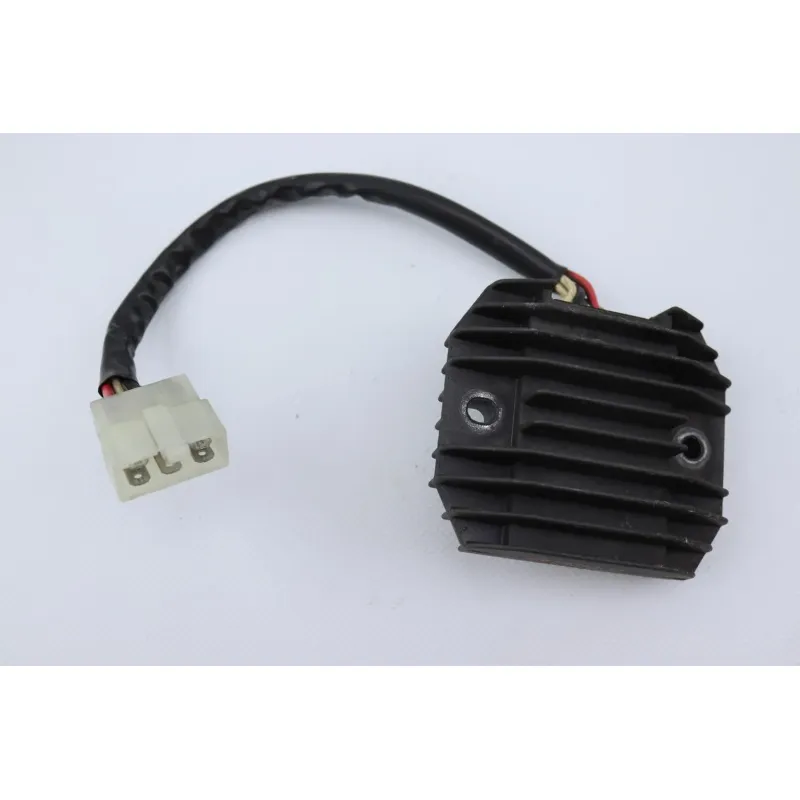 Regulateur charge batterie YAMAHA FZ6 600 FAZER 1998 - 2001