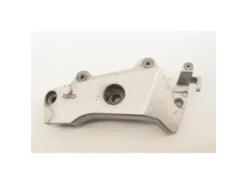 Support moteur droit HONDA CB 600 F HORNET 1998 - 2002