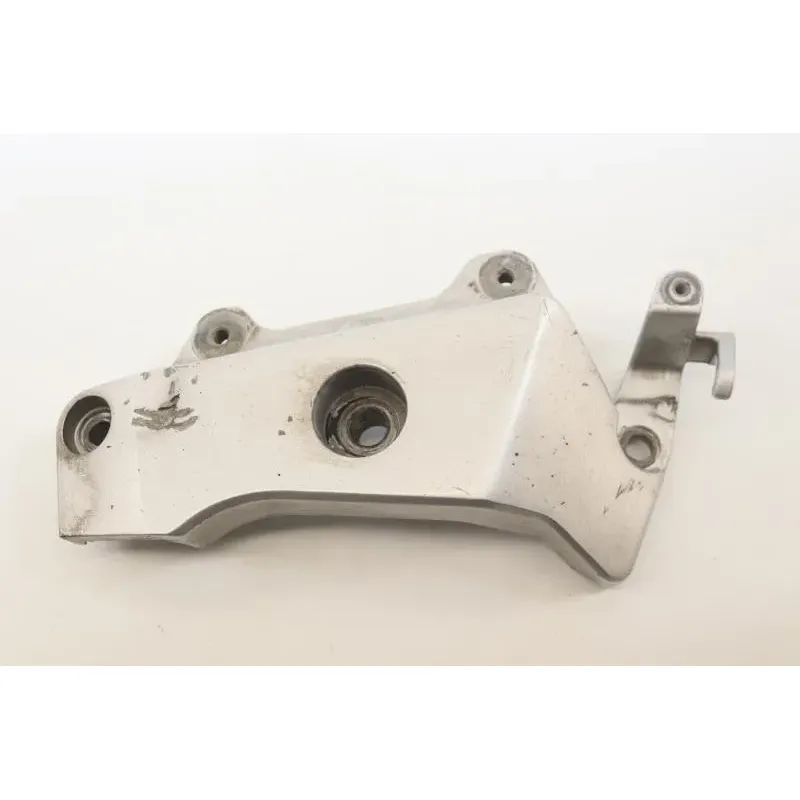Support moteur droit HONDA CB 600 F HORNET 1998 - 2002
