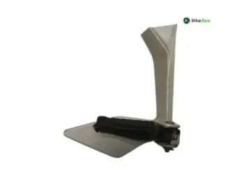 Platine et repose pieds arriere droit KTM DUKE 125 2011-2016