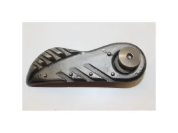 Repose pieds arriere gauche MBK CW 50 BOOSTER 2004 - 2018