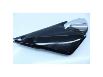 Demi flanc selle droit SUZUKI GSF 600 BANDIT N 2000 - 2004