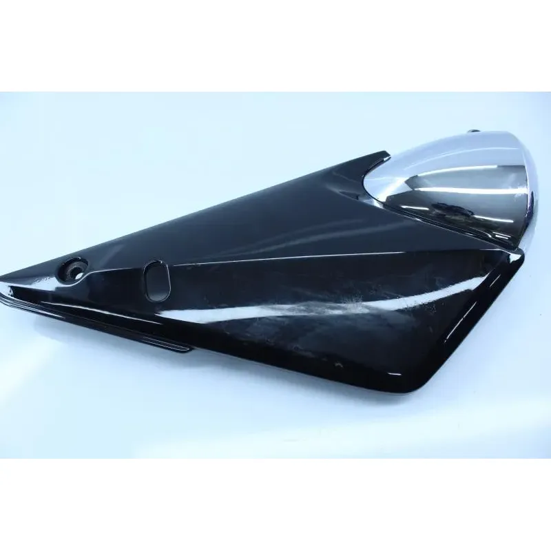 Demi flanc selle droit SUZUKI GSF 600 BANDIT N 2000 - 2004