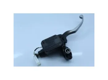 Maitre cylindre frein avant PIAGGIO X7 125 2008 - 2010