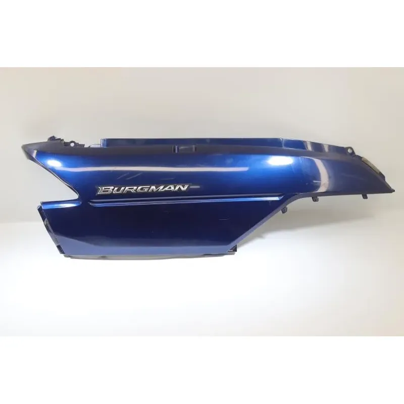 Coque arriere droit SUZUKI UH 400 BURGMAN 1999 - 2002