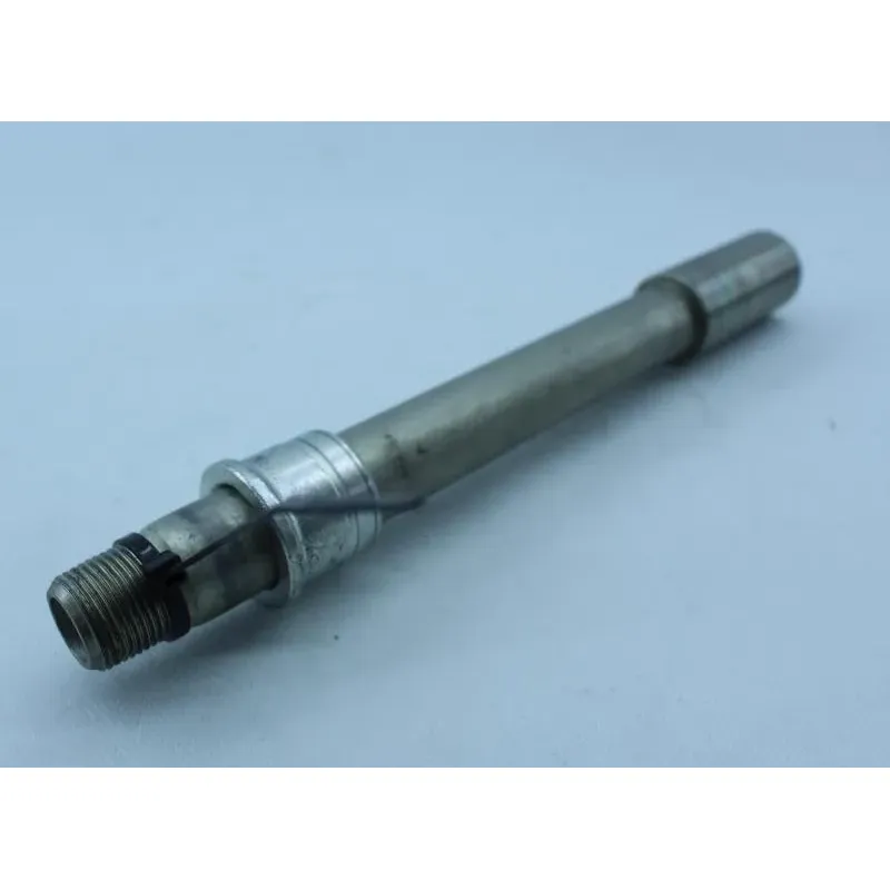 Axe de roue avant SUZUKI GSR 600 2006 - 2010