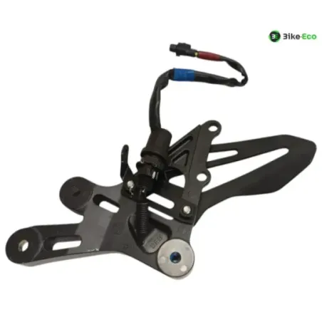 Platine avant droite YAMAHA YZF 700 2022-2024 R7