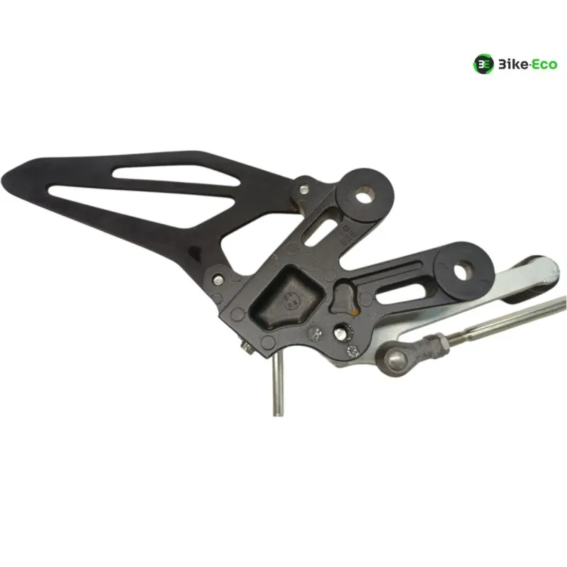 Platine avant gauche YAMAHA YZF 700 2022-2024 R7