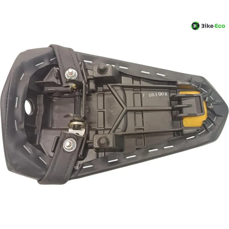 Selle passager YAMAHA YZF 700 2022-2024 R7