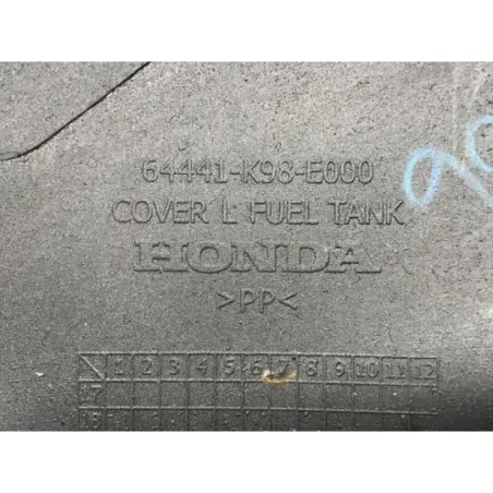 Cache reservoir gauche HONDA CB 125 R 2018-2024