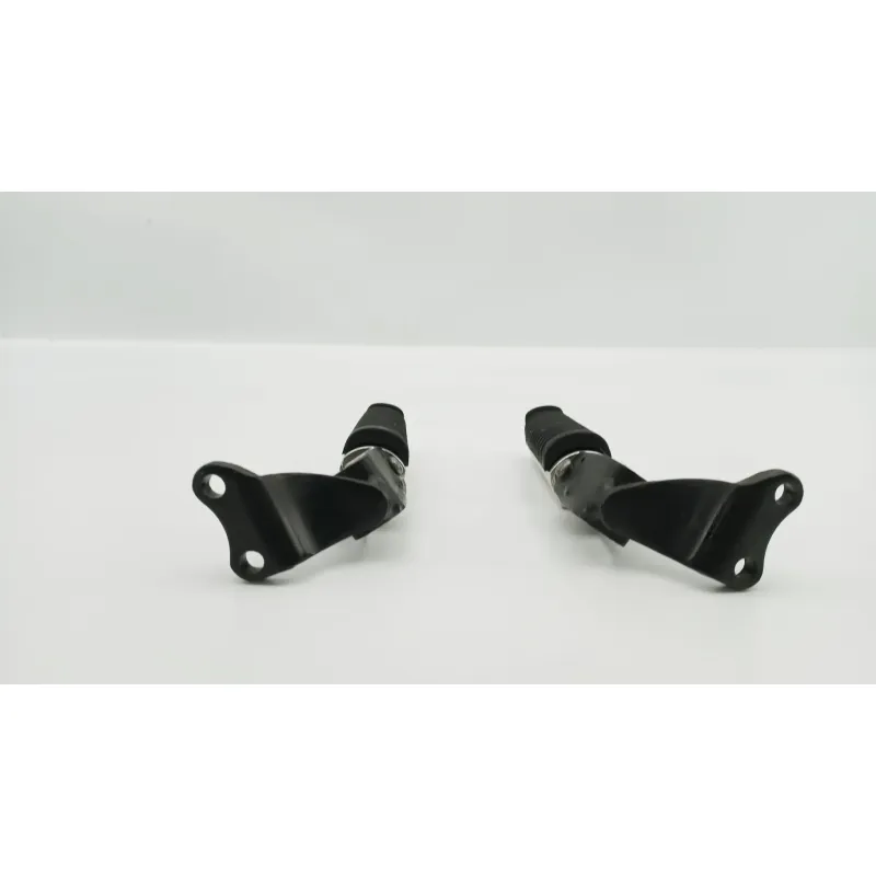 Platine et repose pieds arriere droit YAMAHA YPR 125 XMAX 2006 - 2009