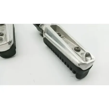 Platine et repose pieds arriere droit YAMAHA YPR 125 XMAX 2006 - 2009