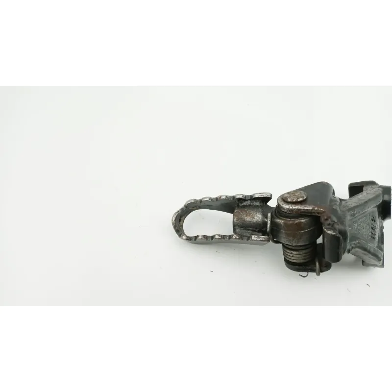 Repose pieds avant gauche HONDA XL 600 RM 1986 - 1986