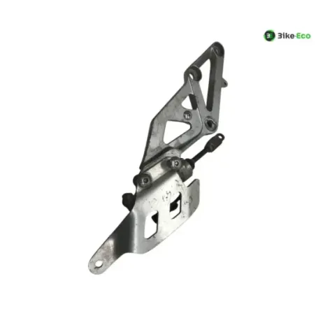 Platine avant droite SUZUKI GSXR 750 1992-1995