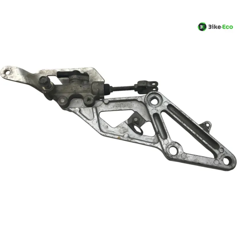 Platine avant droite SUZUKI GSXR 750 1992-1995