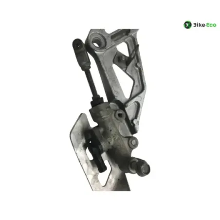Platine avant droite SUZUKI GSXR 750 1992-1995
