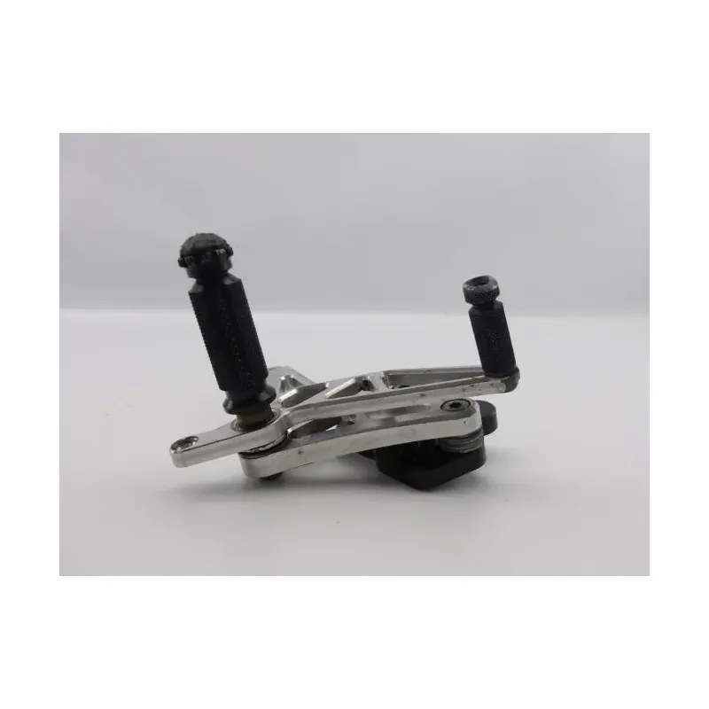 Platine avant droite SUZUKI GSXR 1000 2007 - 2008