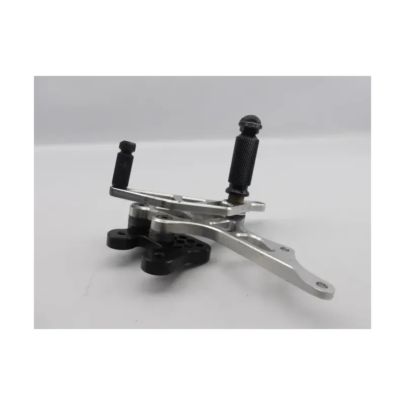 Platine avant droite SUZUKI GSXR 1000 2007 - 2008