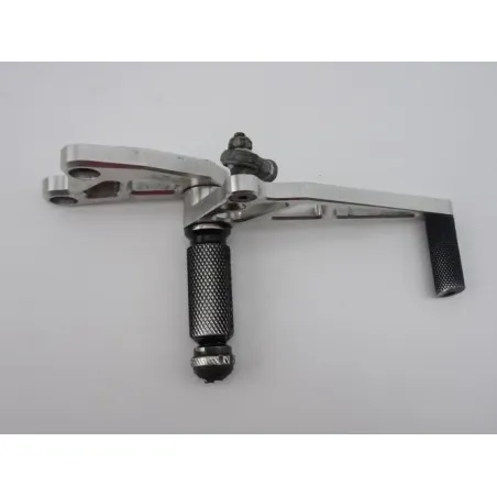 Platine avant gauche SUZUKI GSXR 1000 2007 - 2008