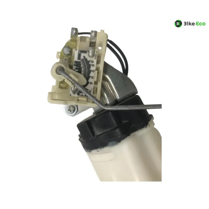 Pompe a essence SUZUKI GSX 1300 BK 2007-2011 B-KING