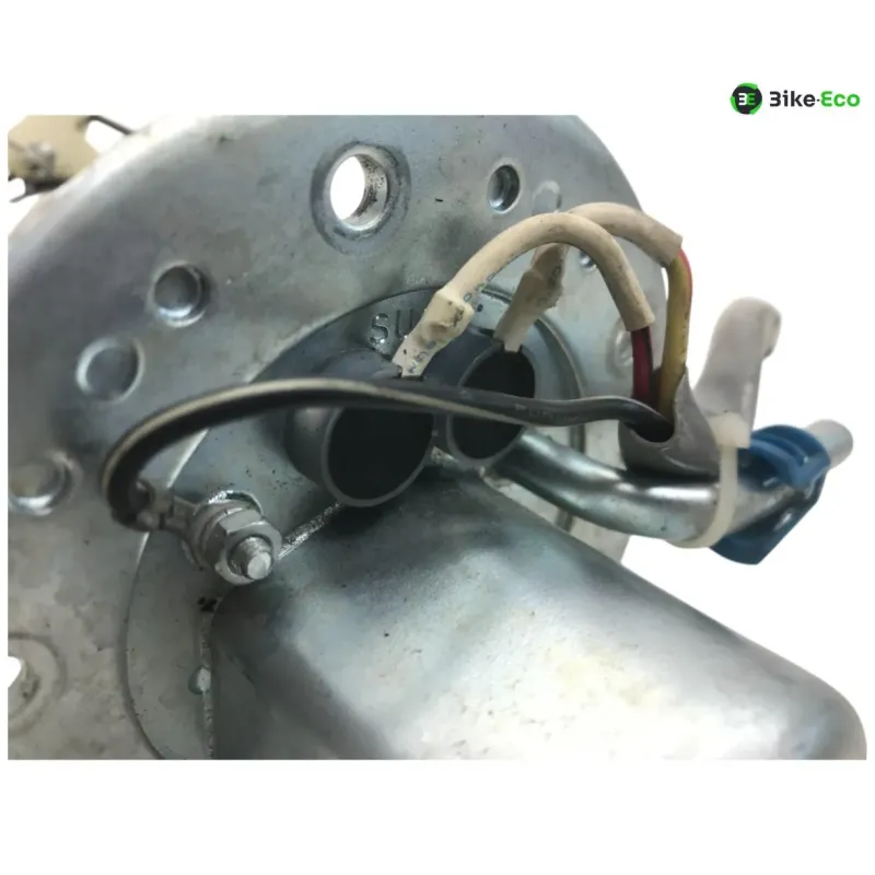 Pompe a essence SUZUKI GSX 1300 BK 2007-2011 B-KING