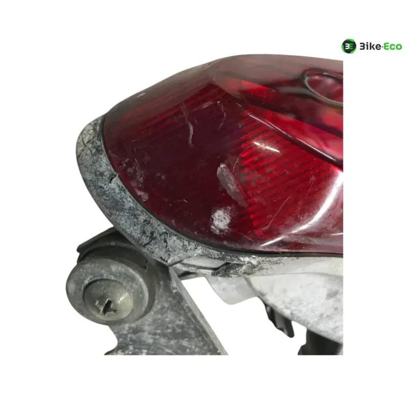 Feu arriere SUZUKI SV 650 1999-2002