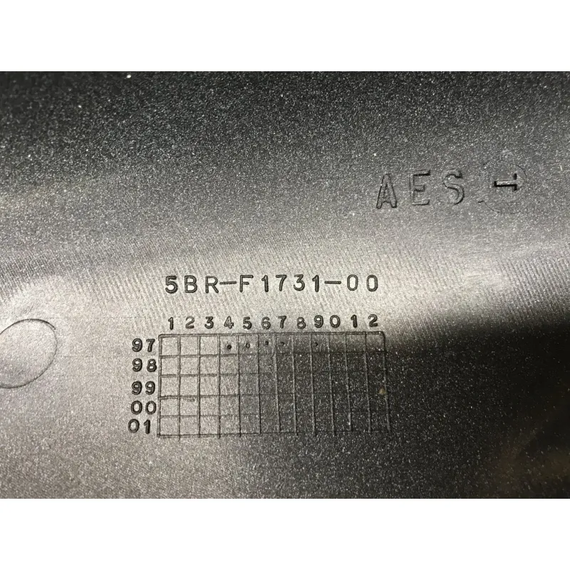 Cache carenage coque arriere gauche YAMAHA YQ 50 2005-2012 AEROX
