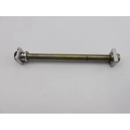 Axe de roue arriere TRIUMPH SPEED FOUR 600 2002 - 2006